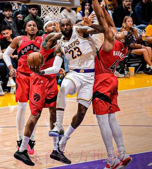 詹姆斯24+4+7书写传奇!东契奇复出25分艾顿10中10,湖人双杀猛龙 詹姆斯24+4+7书写传奇!东契奇复出25分艾顿10中10,湖人双杀猛龙